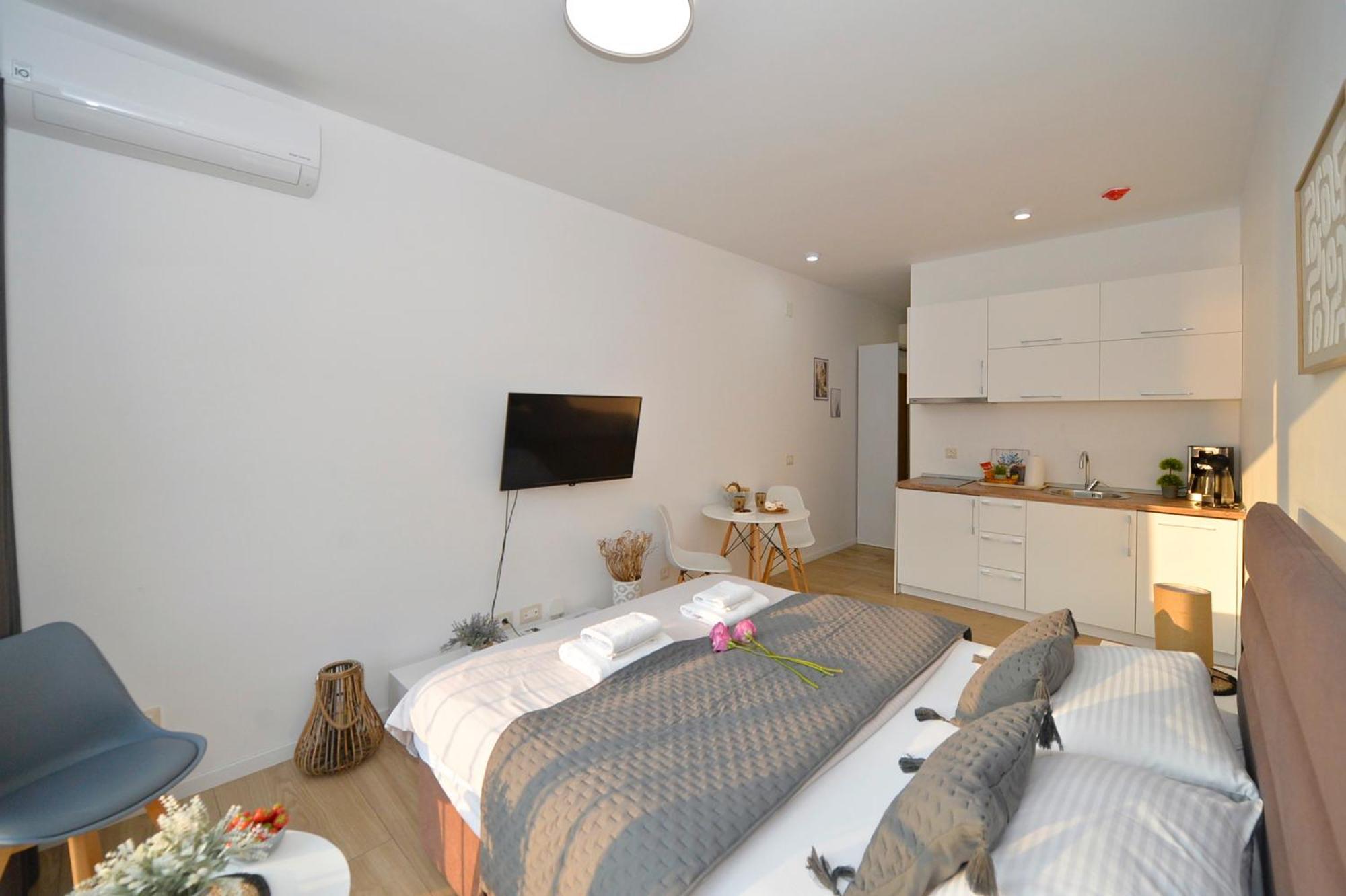 Brand New With Panorama View Appartement *