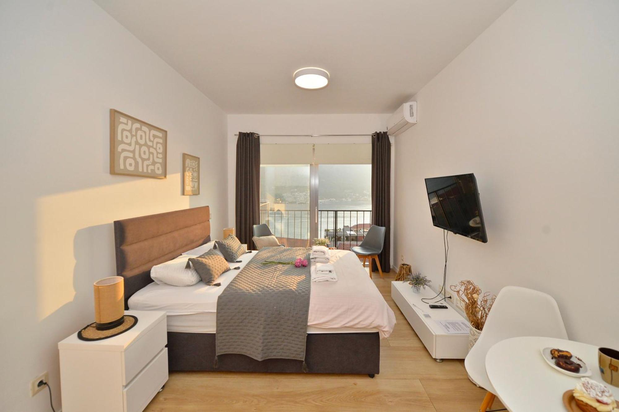 דירה Brand New With Panorama View קוטור