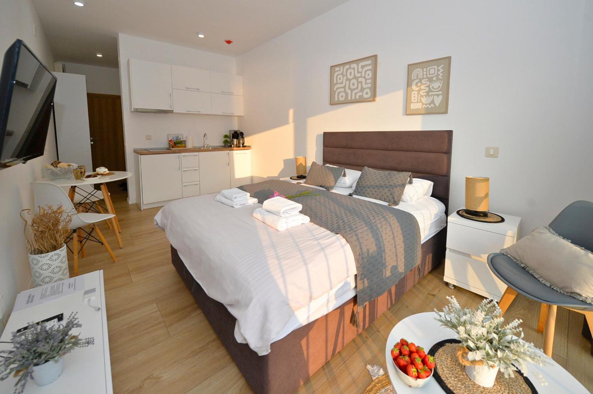 Brand New With Panorama View *